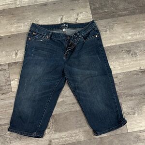 Apt. 9 Dark Wash Ankle Jeans